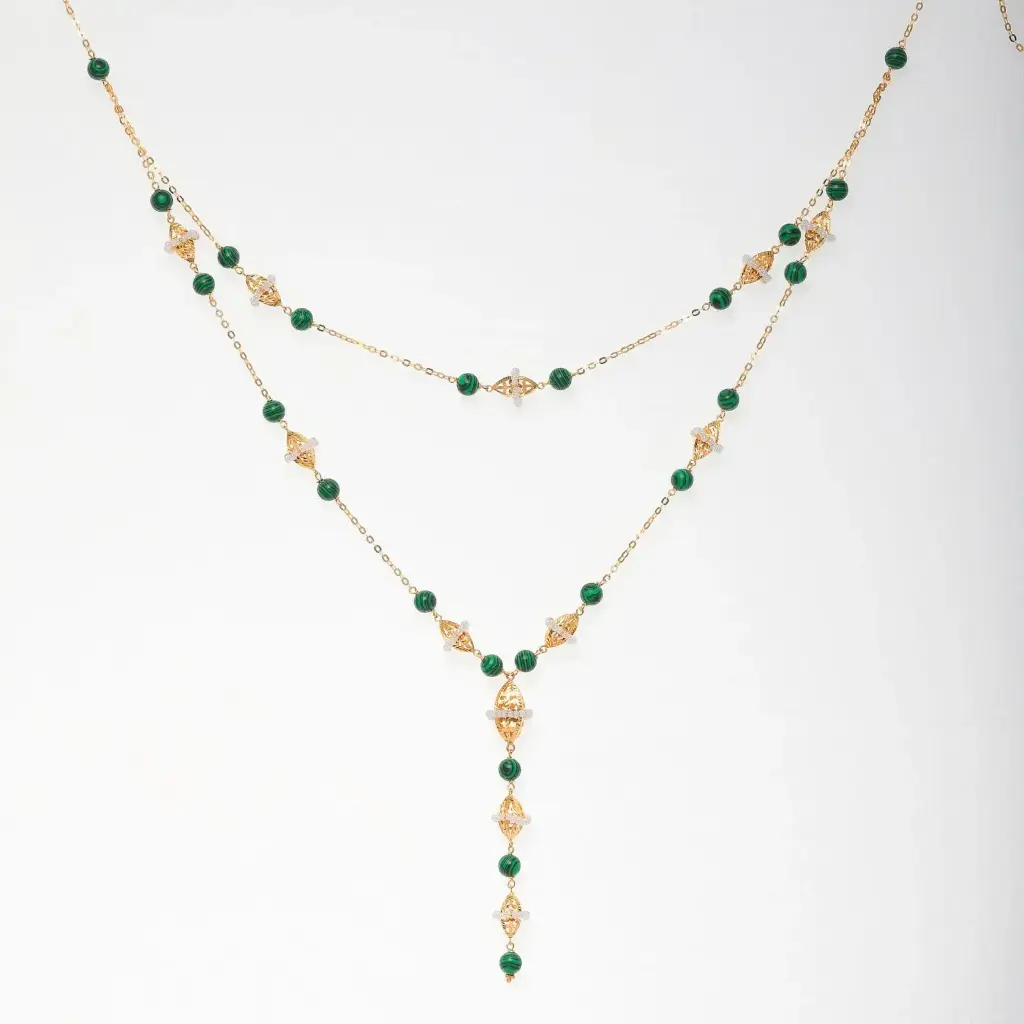 قلادة بيذانة المليكات 