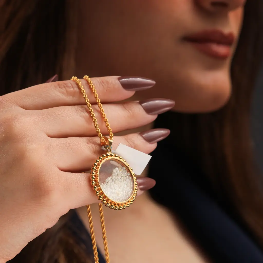 قلادة المجرة