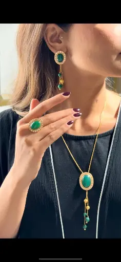 طقم حبة العقيق الاخضر 